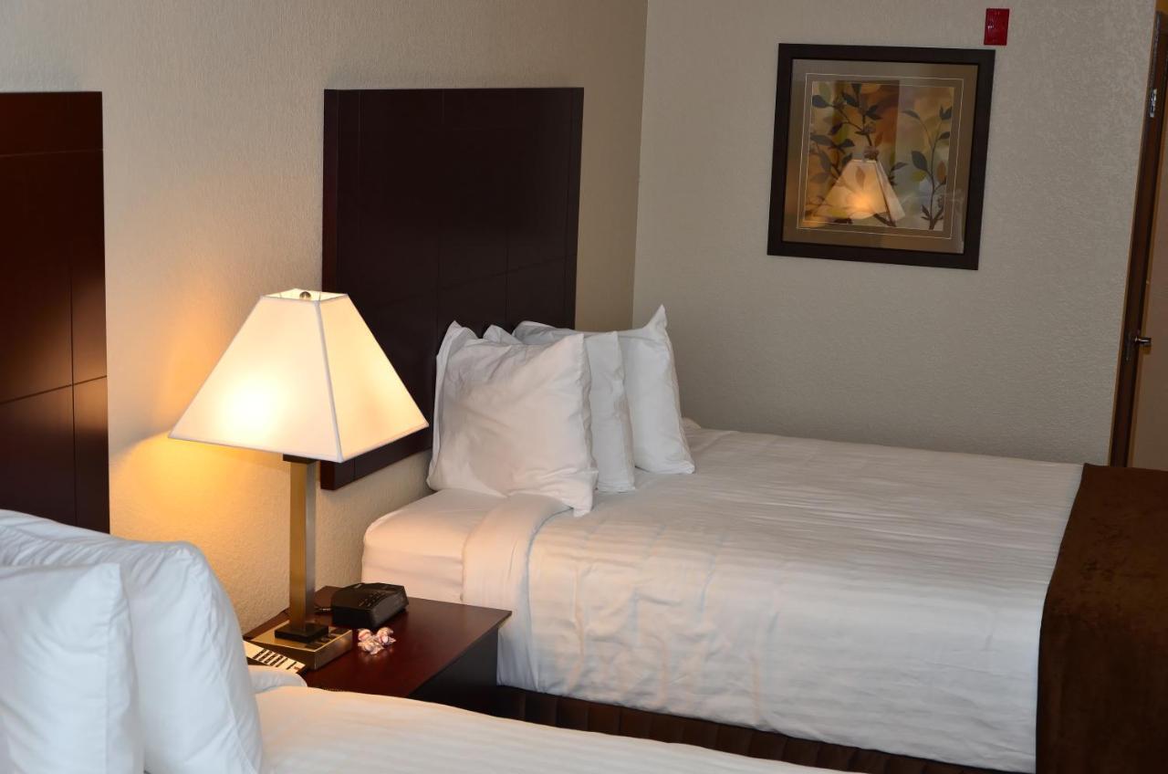 Cobblestone Inn&suites - 3* Clarion