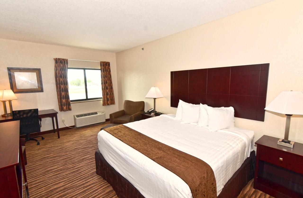 Cobblestone Inn&suites - Clarion