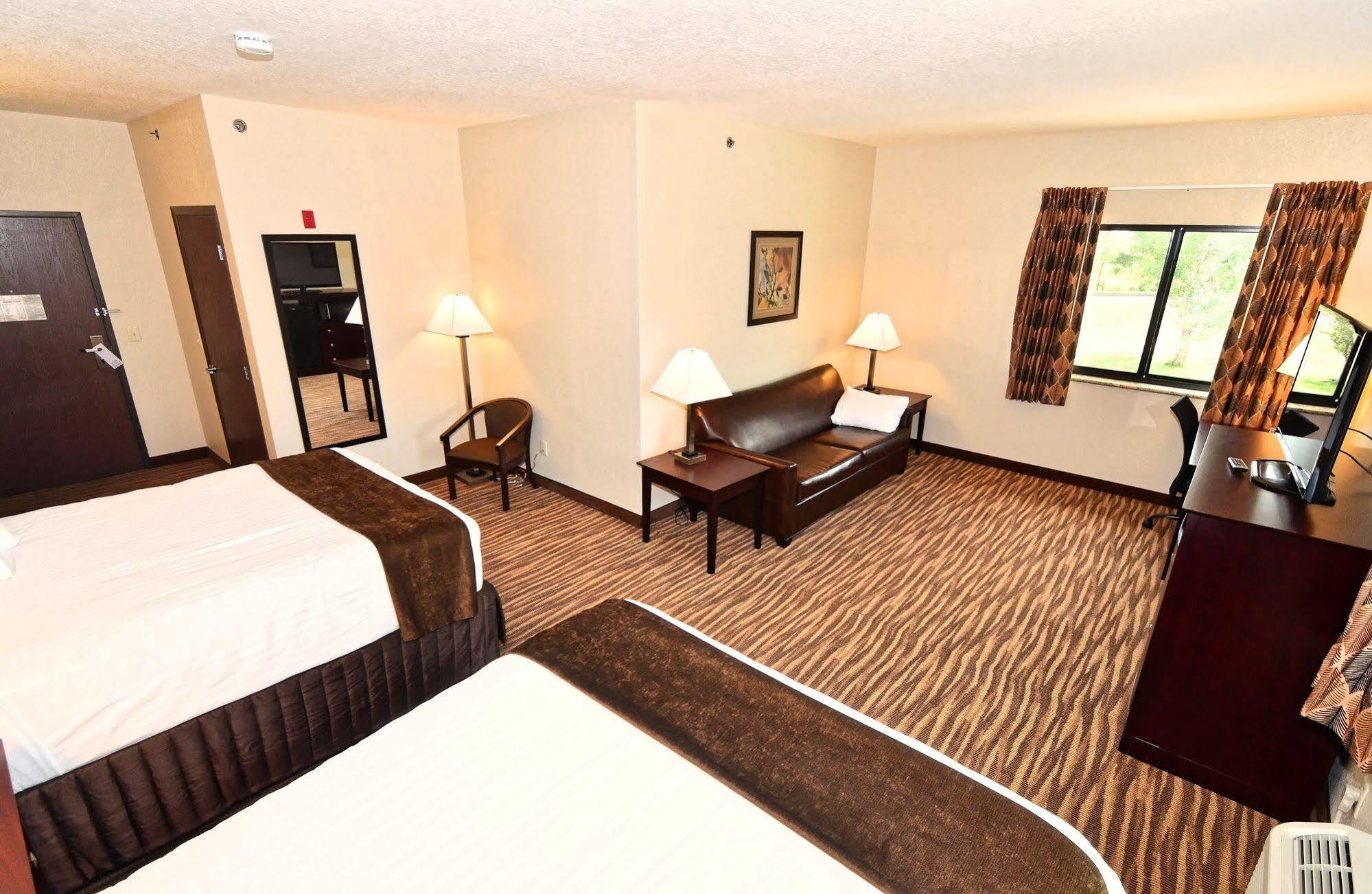 Hotel Cobblestone & - Clarion