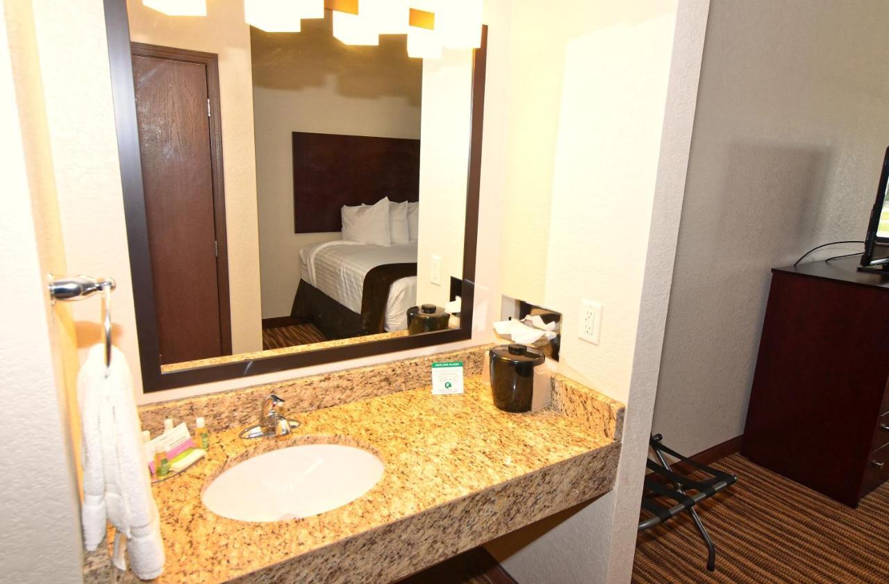 Hotel Cobblestone & - 3*