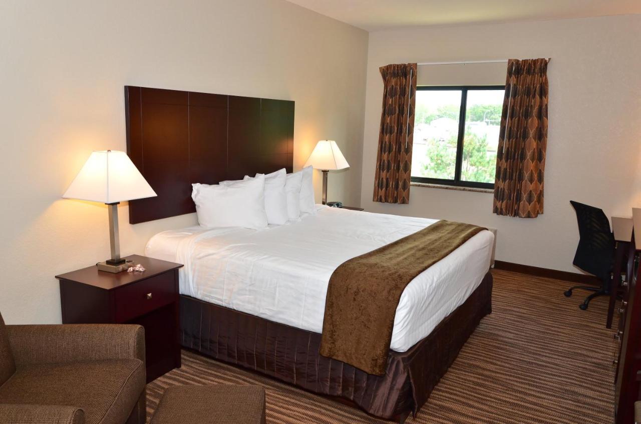 Cobblestone & - Hotel 3*